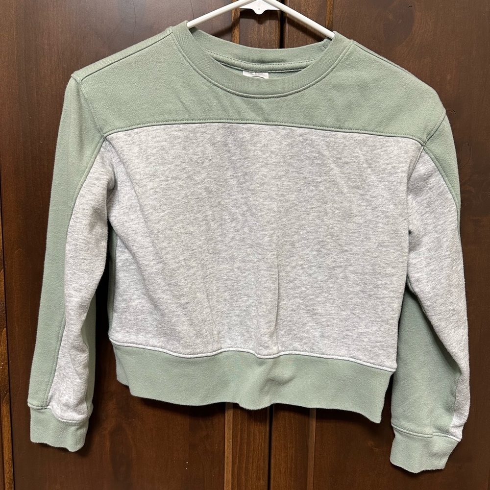 Girls sweatshirt great shape